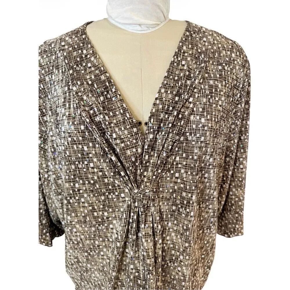 Maggie Barnes Plus Sz. 3X Top Geometric Print Top Sequins Gathered V-Neck - Picture 3 of 12